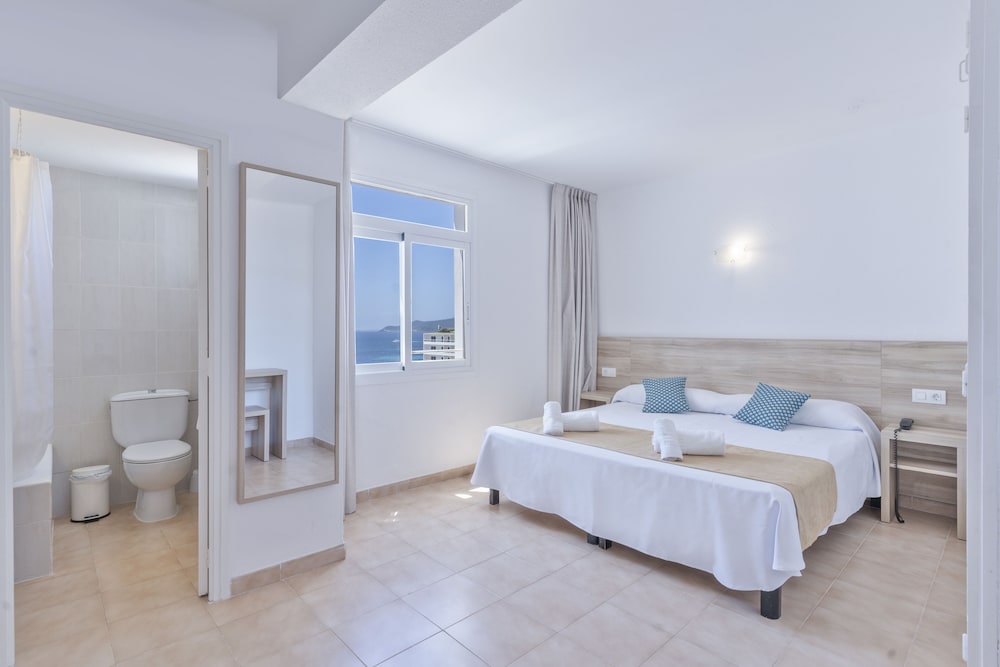 Фото Suncoast Ibiza Hotel - Adults Only -