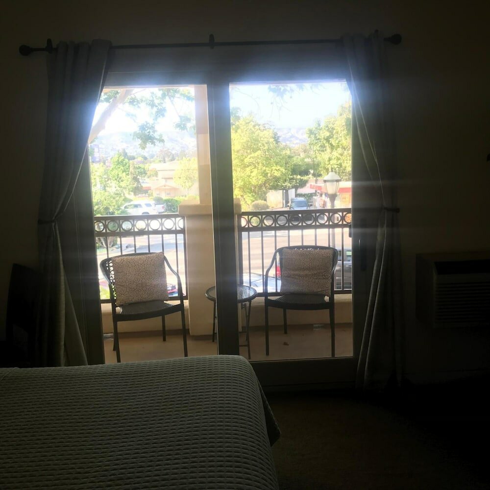 Фото Bella Capri Inn