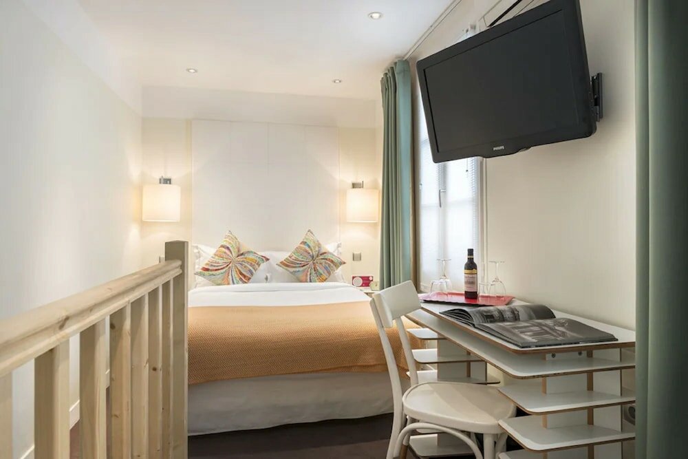 Фото Le Placide Saint Germain des Pres