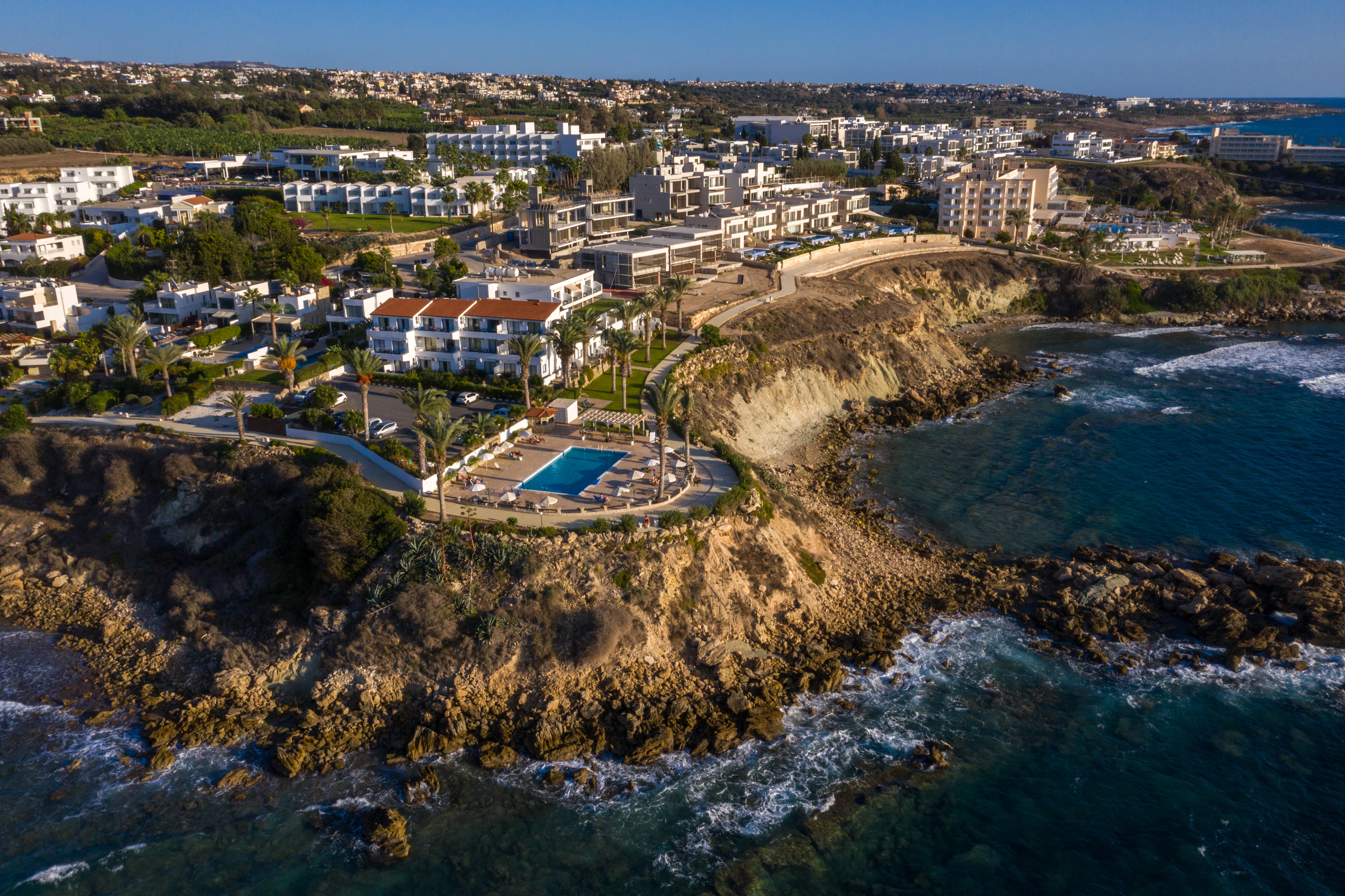 Фото Vrachia Beach Hotel & Suites - Adults only