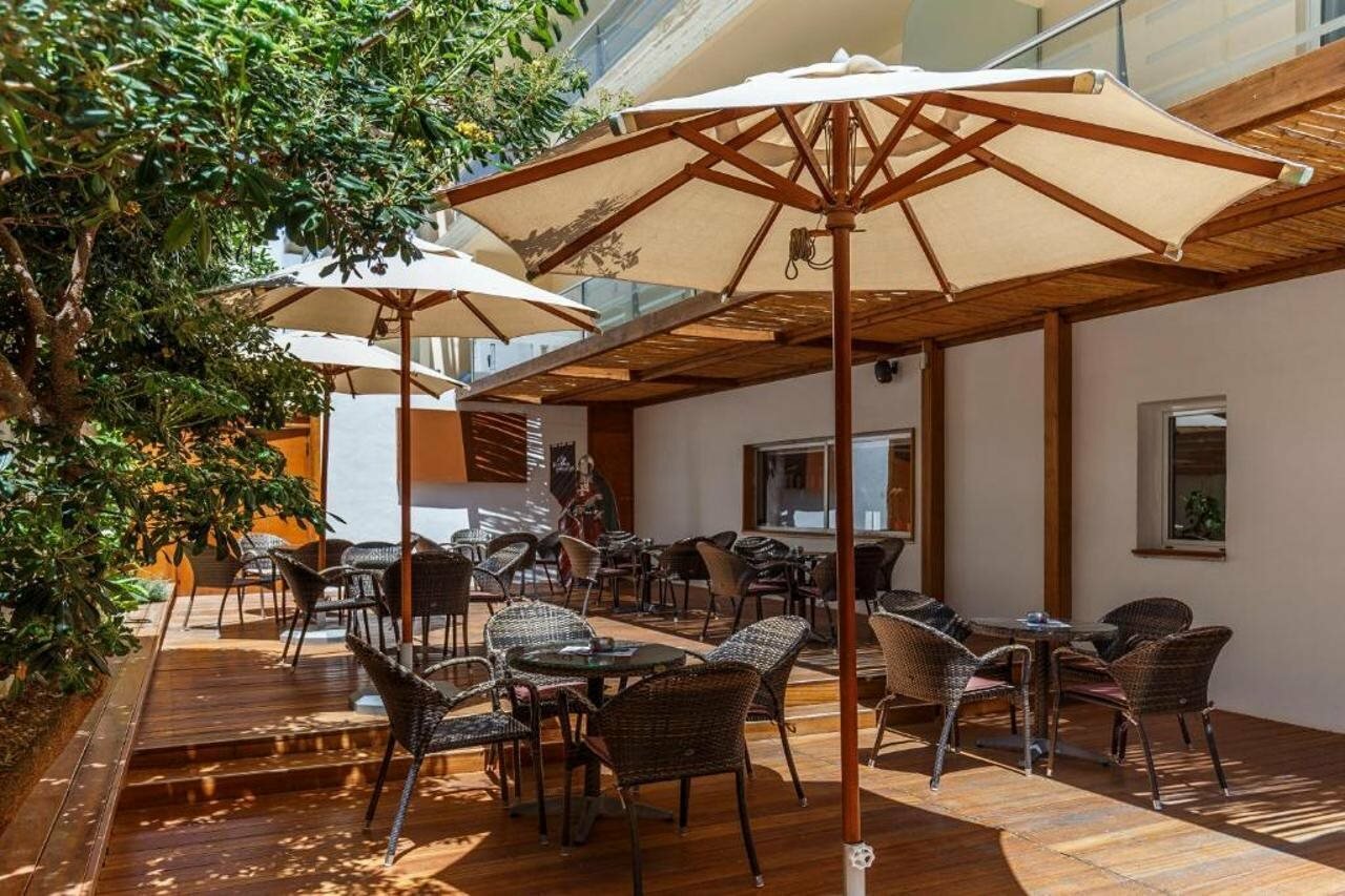 Фото отеля 3