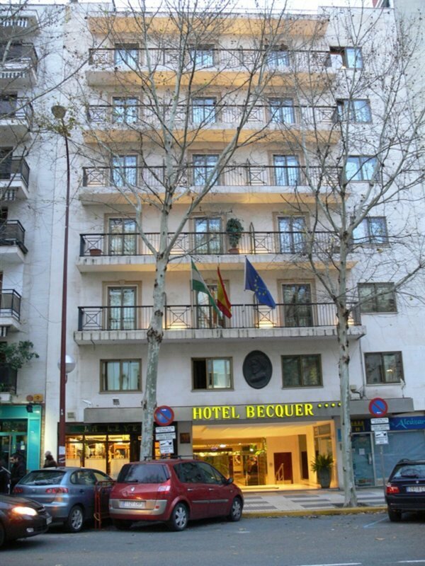 Фото Hotel Bécquer