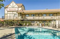 Фото Key Inn & Suites