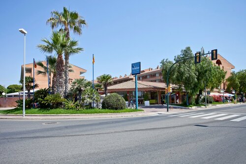 Гостиница Voramar Cambrils в Камбрильсе