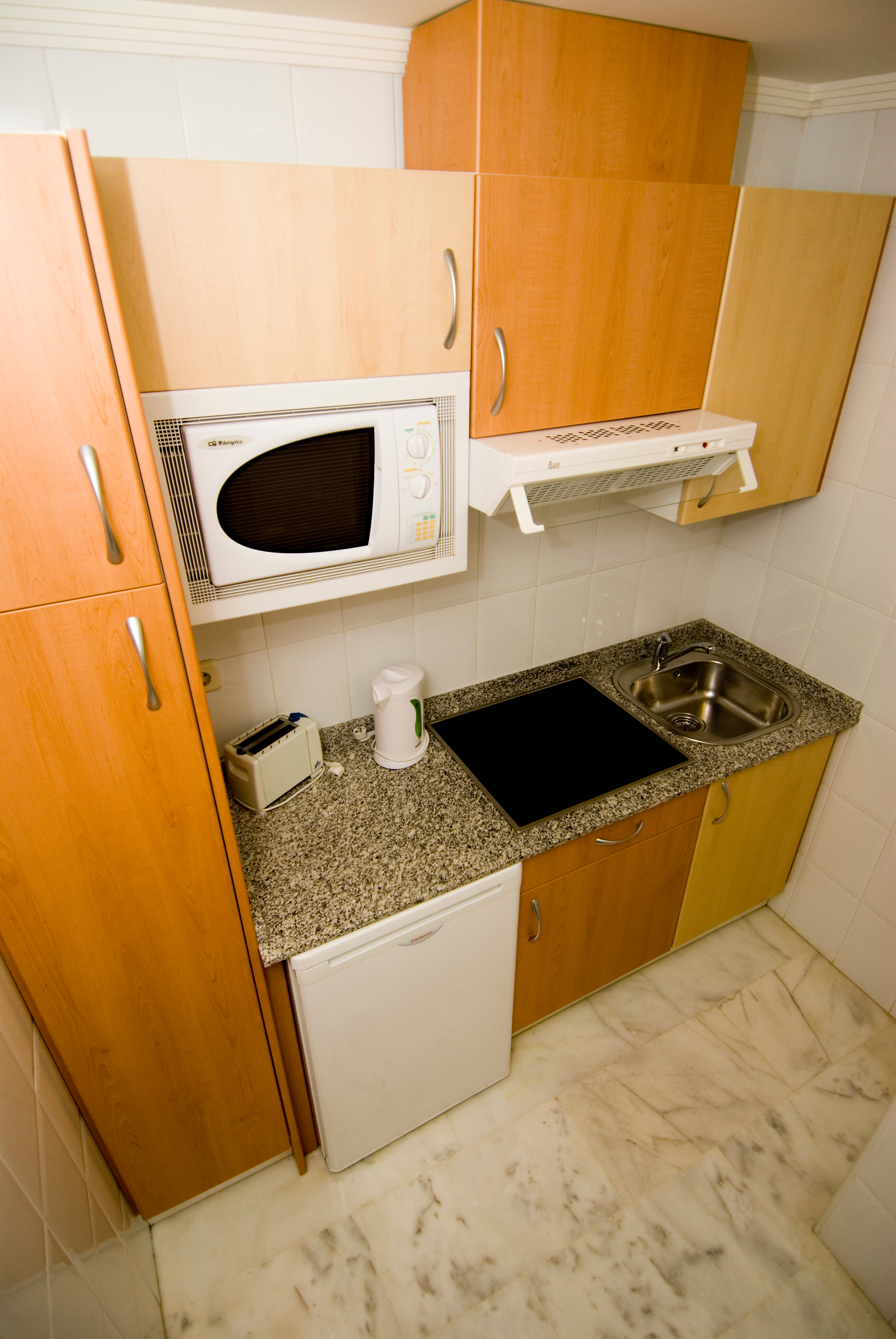 Фото Holiday World Riwo Hotel