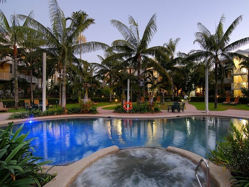 Фото Cairns Beach Resort