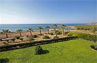 Фото Platzia Beach Villas