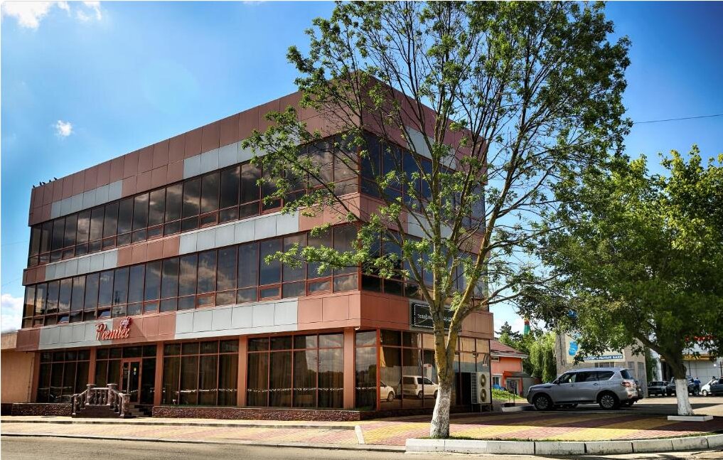 Фото Премьер