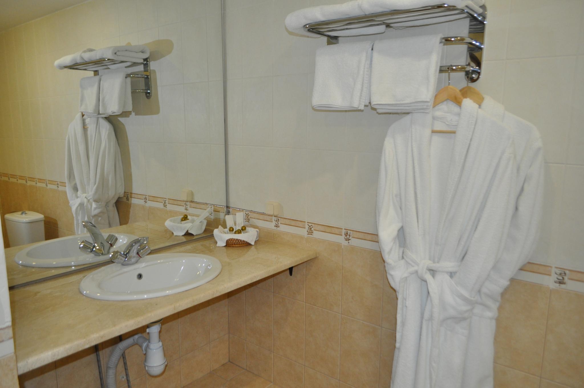 Фото Континент