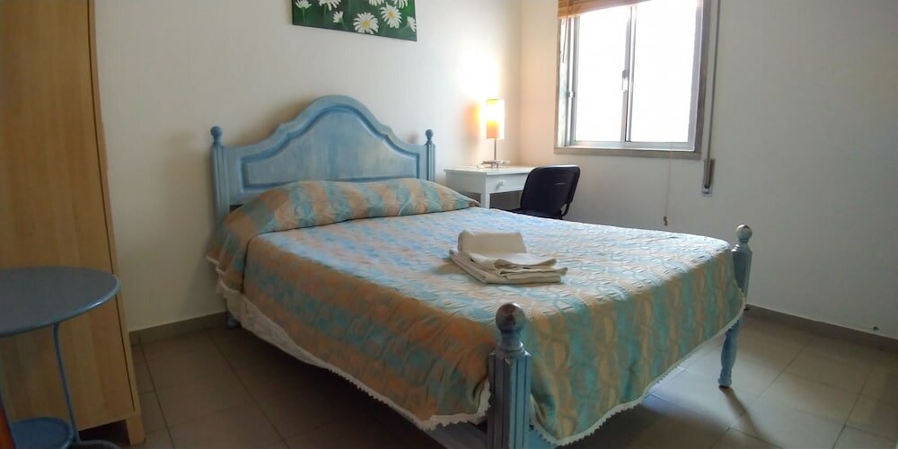 Фото E-Nove Lounge Hostel Caffe