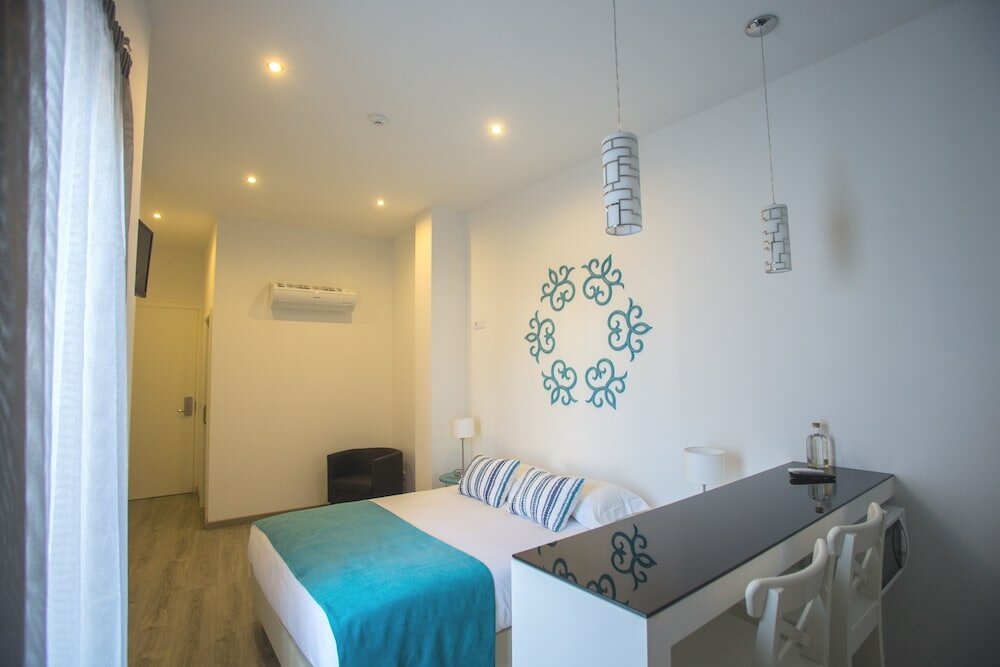 Фото Thomar Story