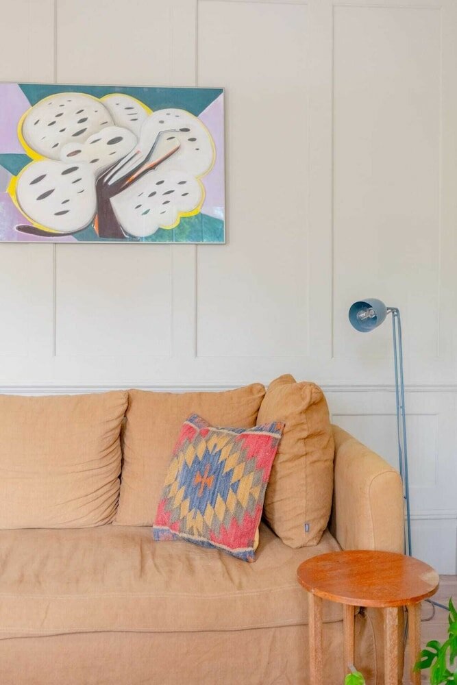 Фото Spacious & Elegant 2bd Victorian Flat - Islington!