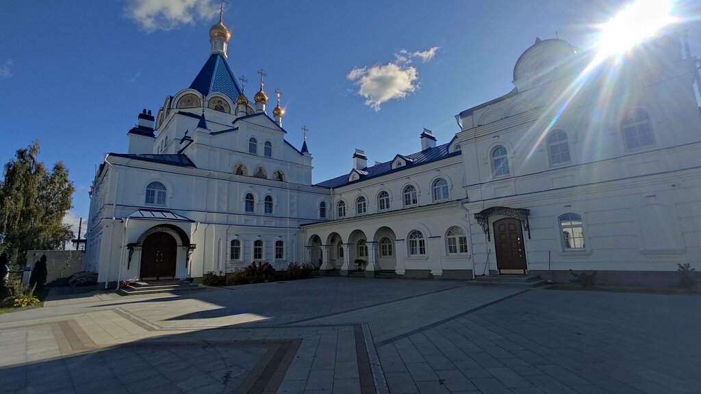 Iglesia ortodoxa Храм новомученников и исповедников российских, , foto