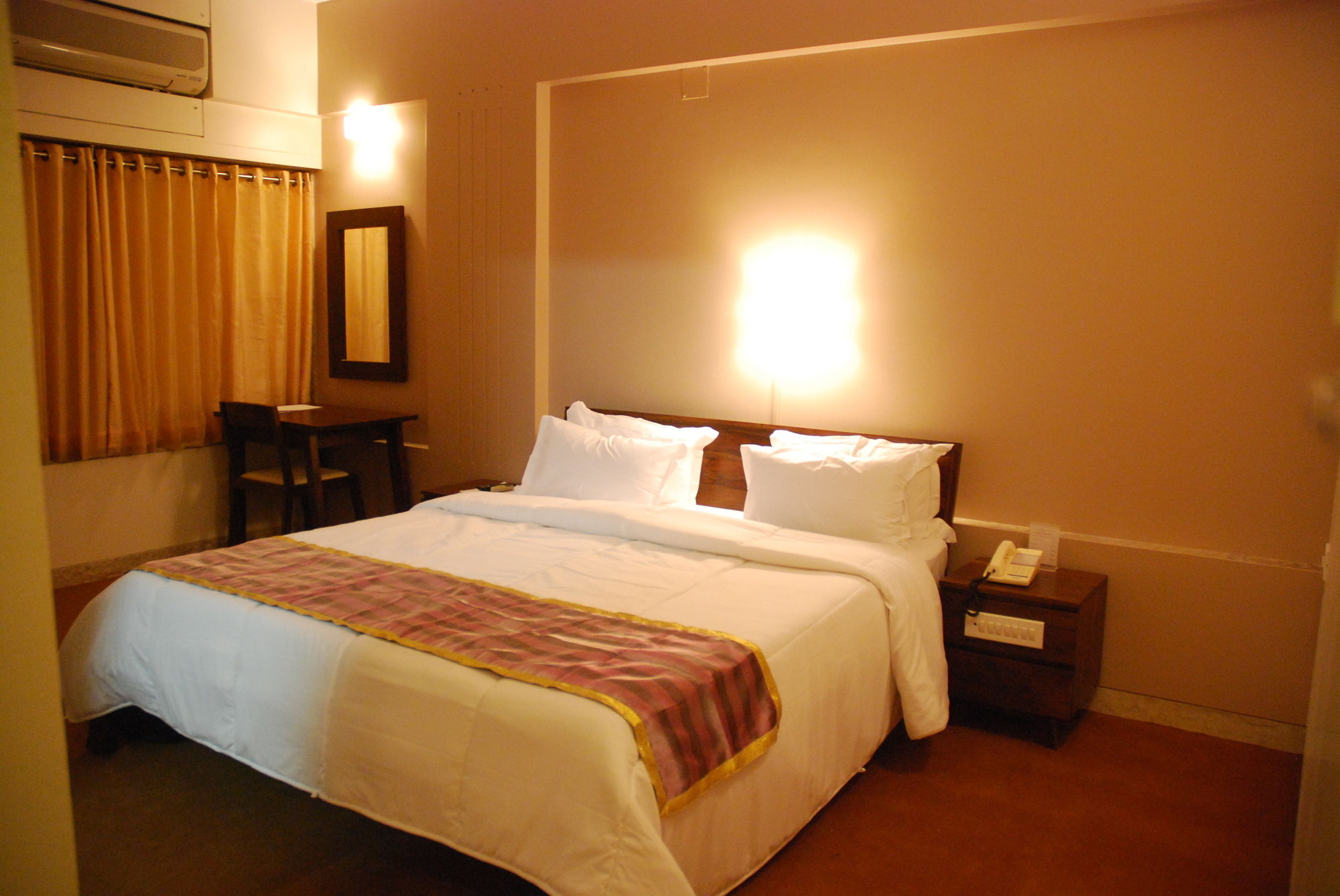 Фото Hotel Ambience Excellency