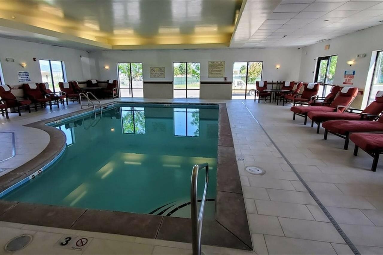 Фото Comfort Suites Helena Airport