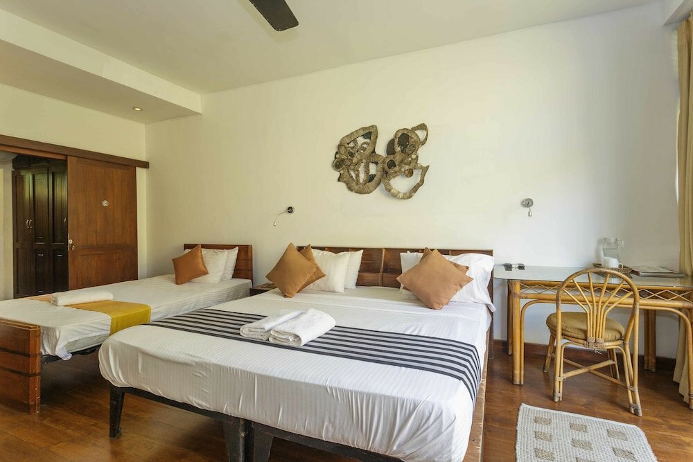 Фото Colpetty House