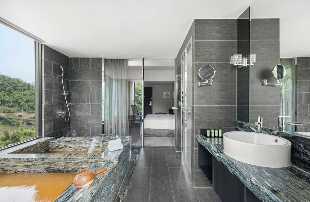 Фото Lakeshore Hotel Suao