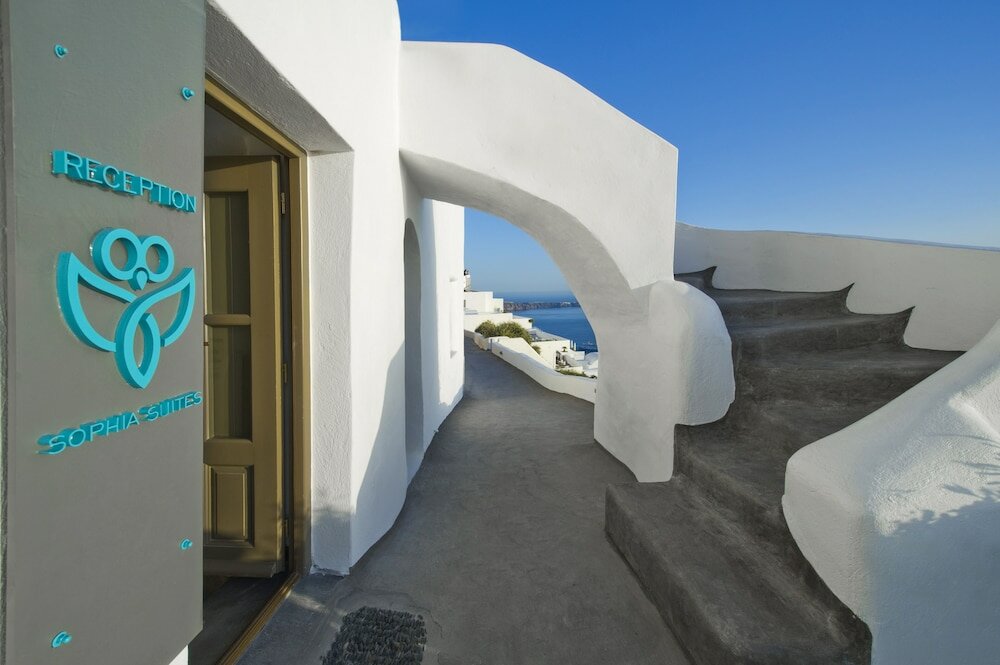 Фото Sophia Luxury Suites