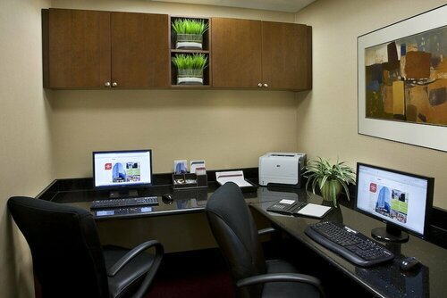 Гостиница Residence Inn by Marriott Toronto Downtown Entertainment District в Портленде