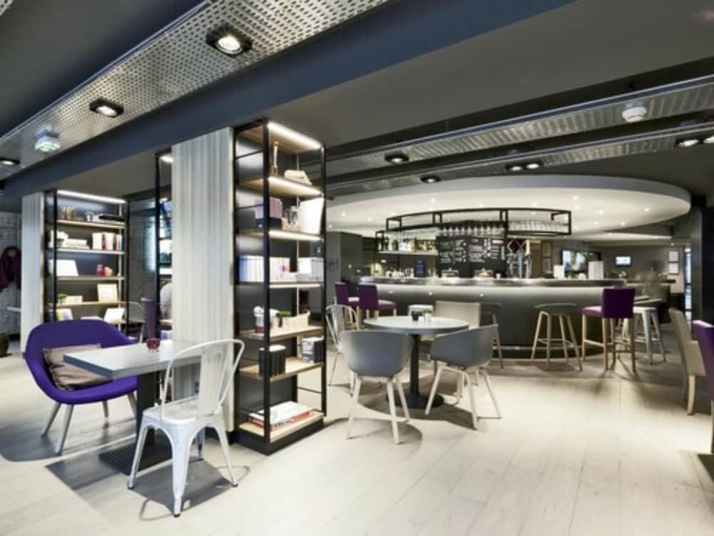 Фото Campanile Clermont Ferrand Centre