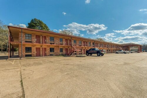 Гостиница Oyo Hotel Jefferson Tx Hwy 59