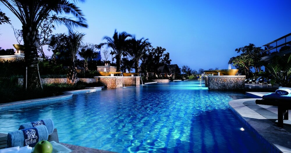 Фото The Ritz-Carlton Jakarta Mega Kuningan