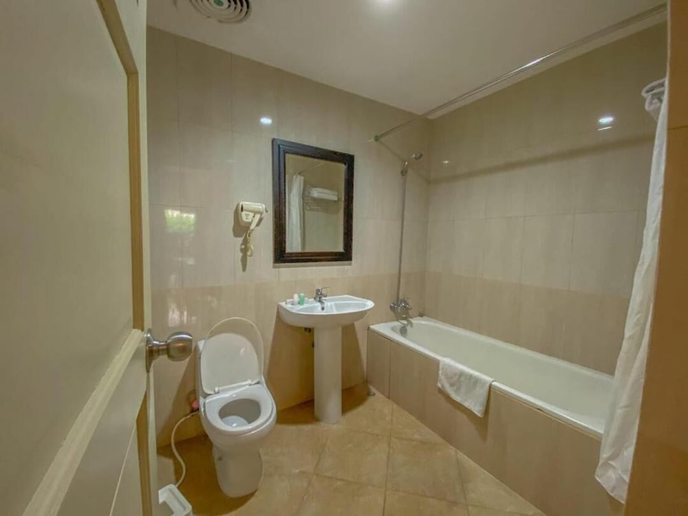 Фото Le Krasak Boutique Hotel