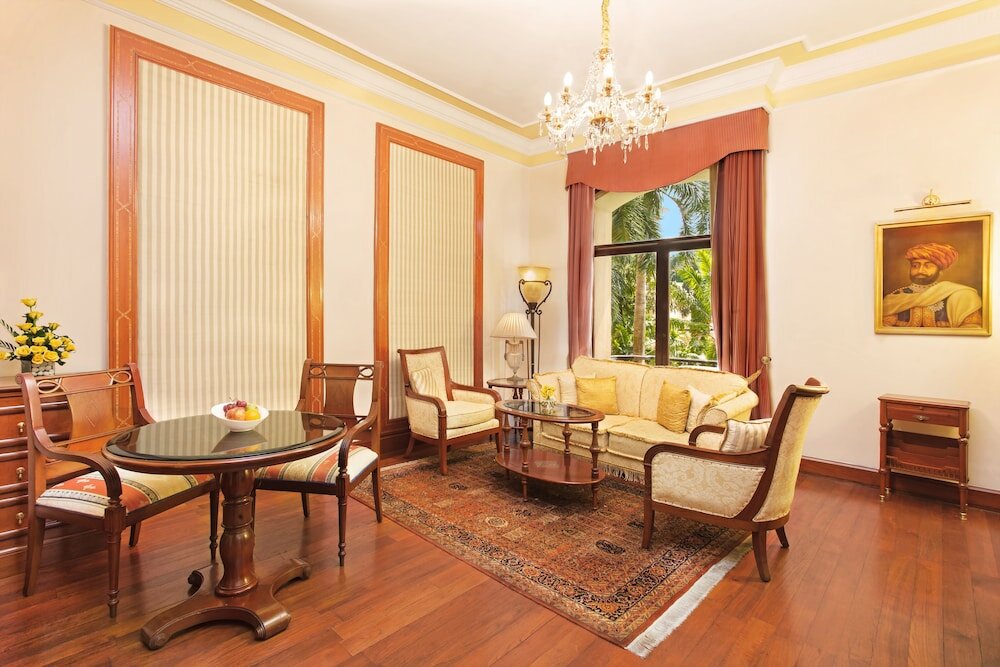 Фото The Oberoi Grand, Kolkata