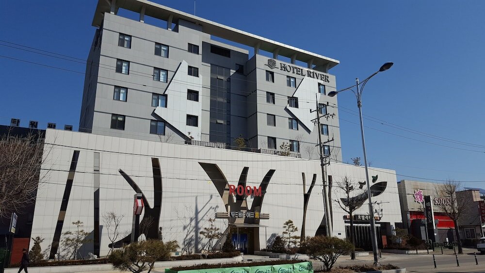 Фото River Hotel