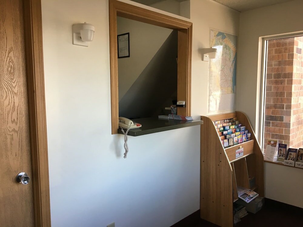 Фото Thunderbird Motor Inn Baraboo