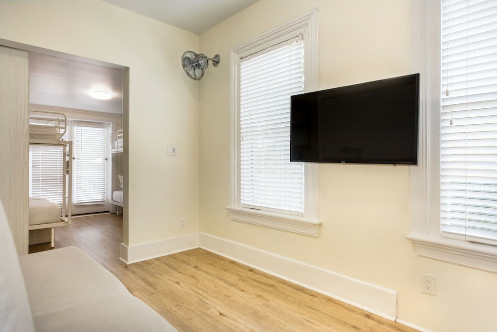 Фото Nyah Key West - Adults Only