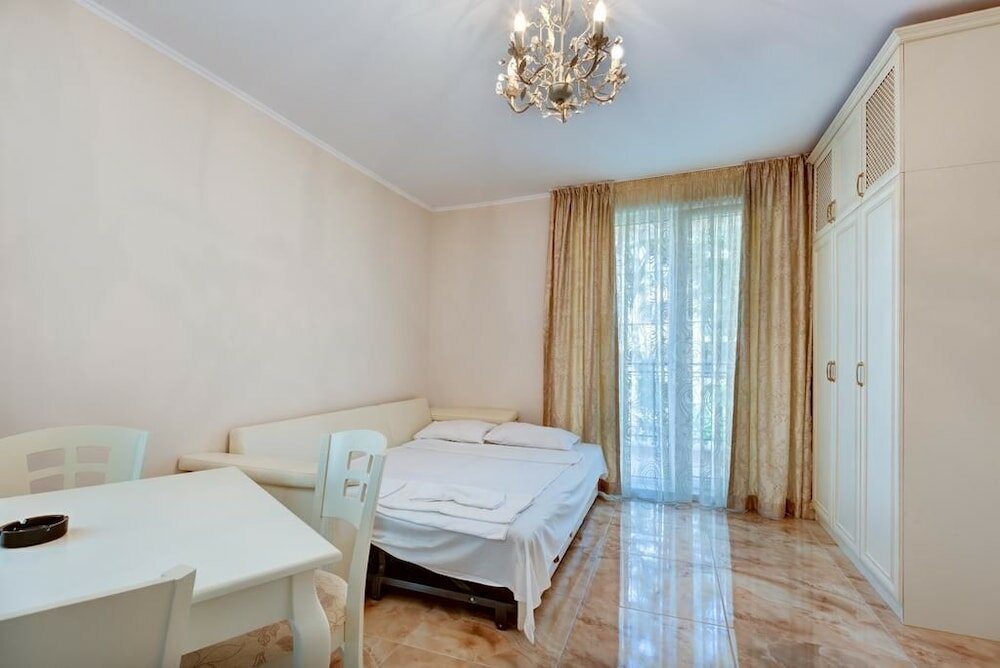 Фото Venera & Anastasia Palace Apartments