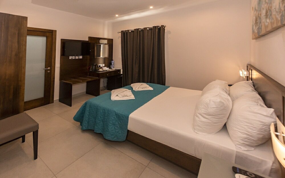 Фото Cerviola Hotel