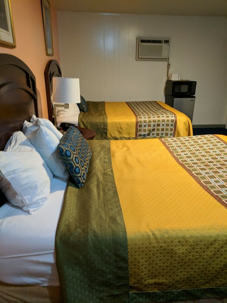 Фото La Hacienda Motel