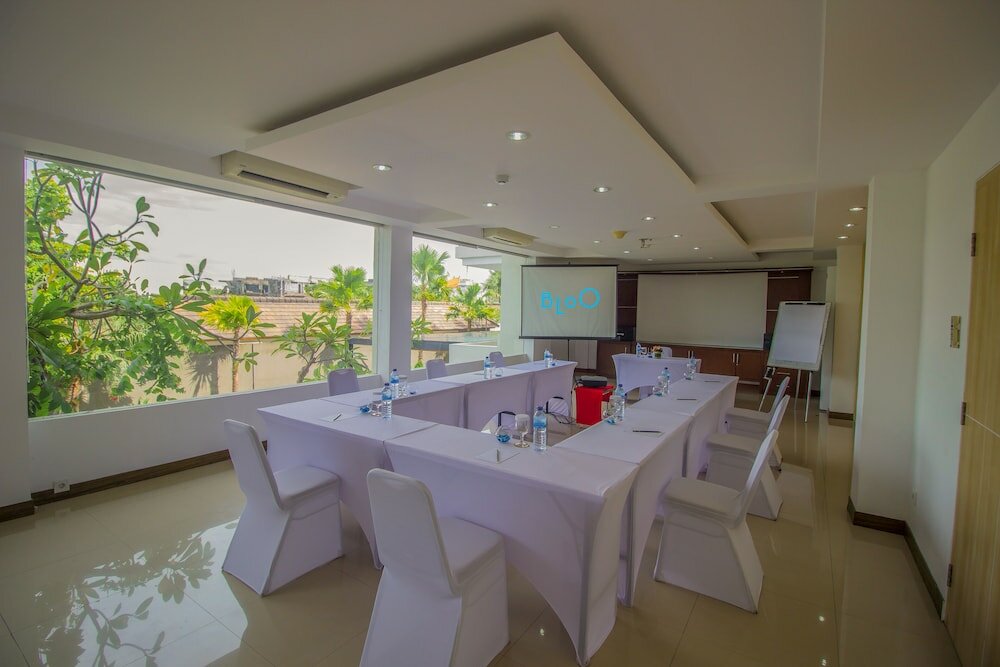 Фото Bloo Bali Hotel