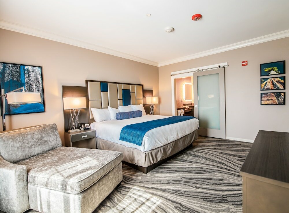 Фото 83733978426