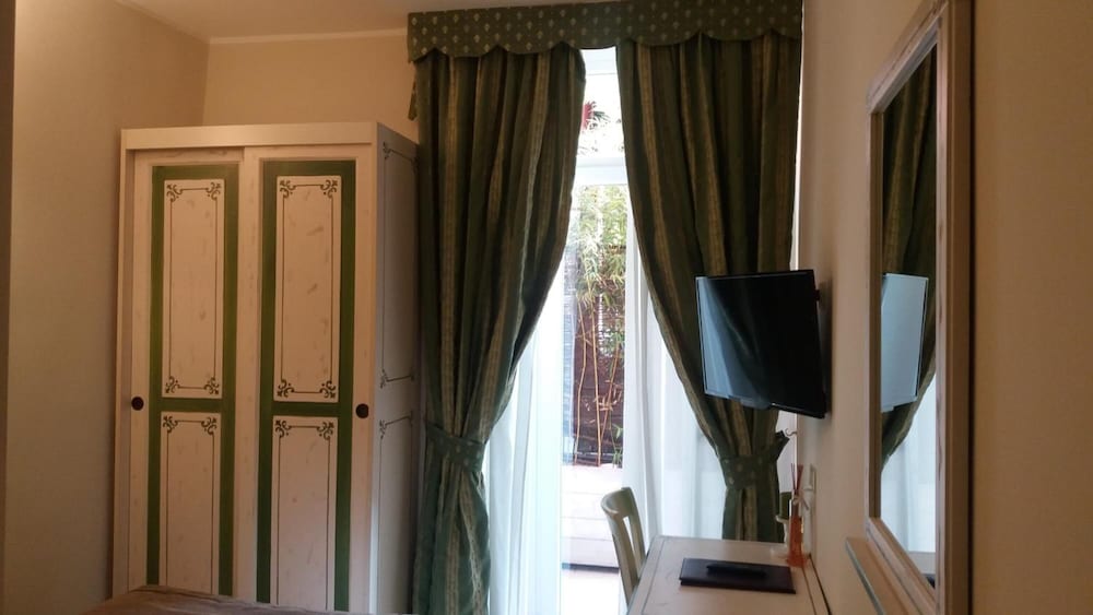 Фото Hotel Borgo Antico