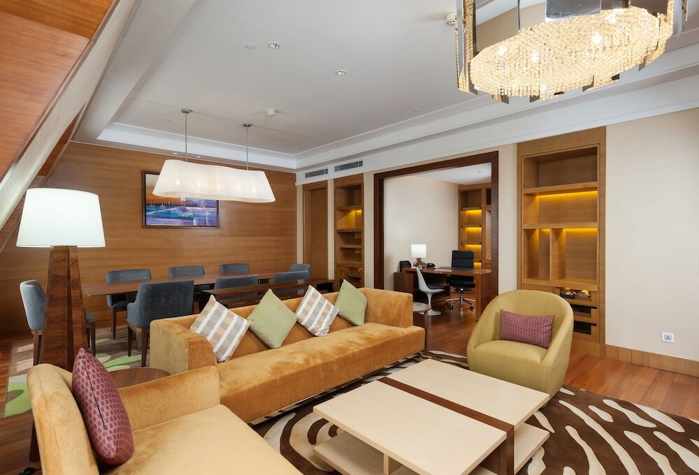 Фото Holiday Inn Qingdao Expo, an Ihg Hotel