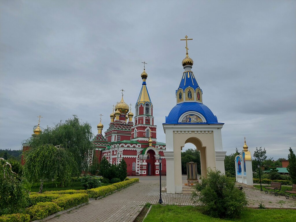 Monastery, convent, abbey Malo-Diveyevsky Serafimovsky zhensky monastyr, Udmurt Republic, photo