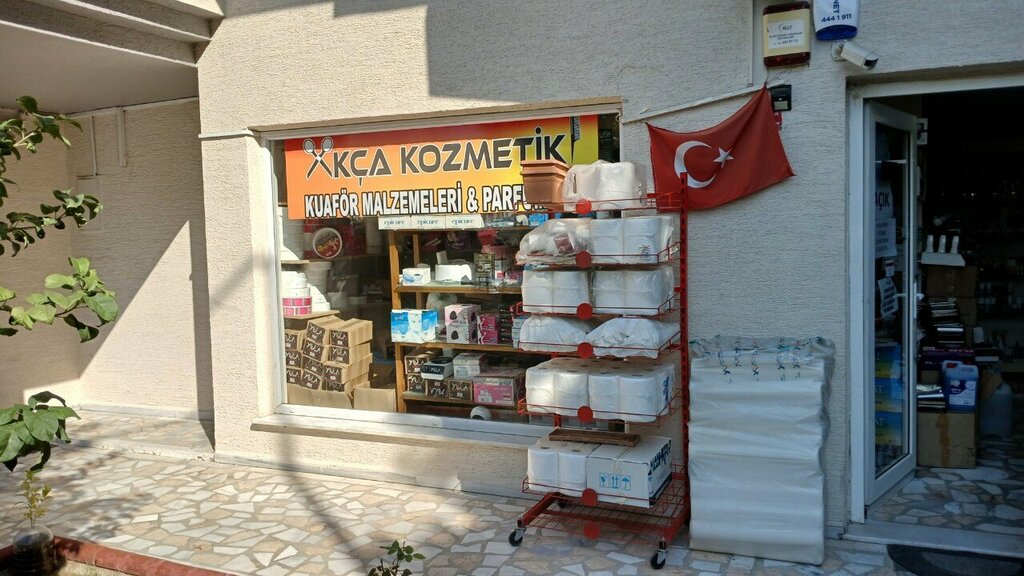 معدات صالون تجميل Akca Cosmetics Hairdresser Supplies and Perfumery ، بورصة، صورة