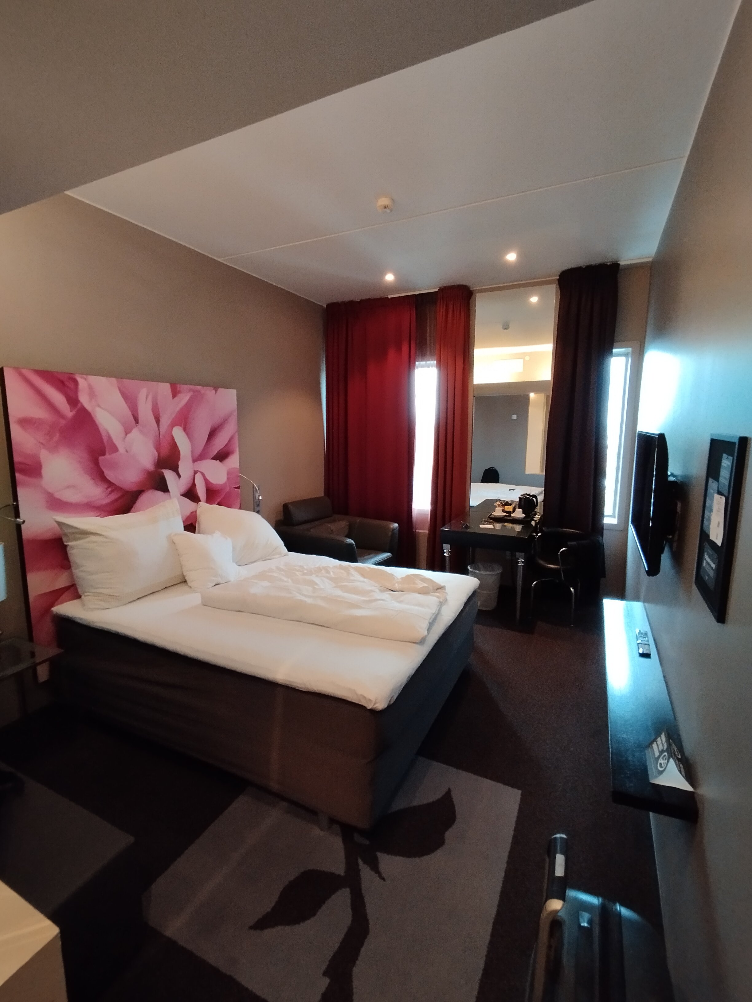 Фото Отель Home Bryggen