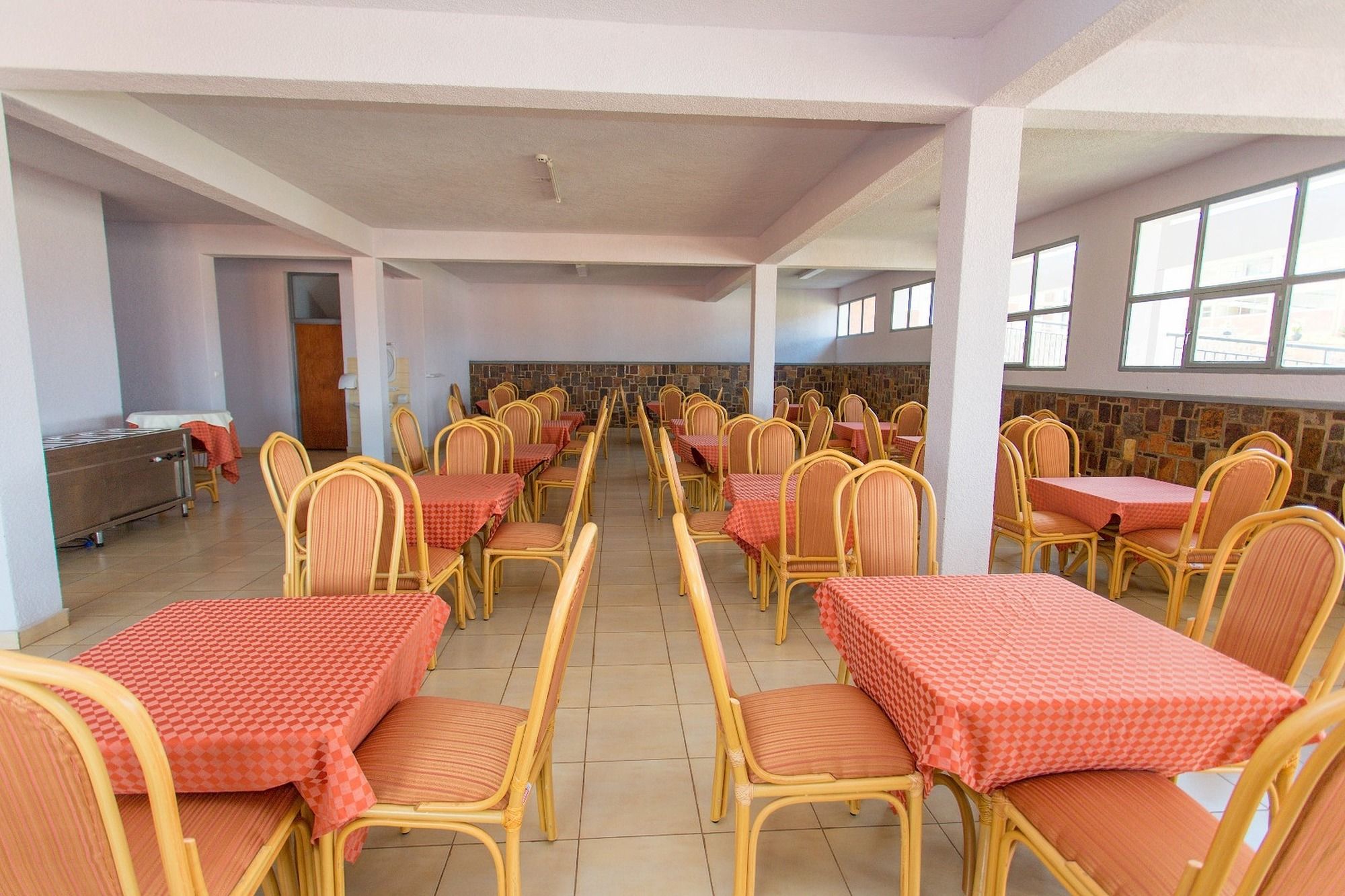 Фото Cenetra Hotel