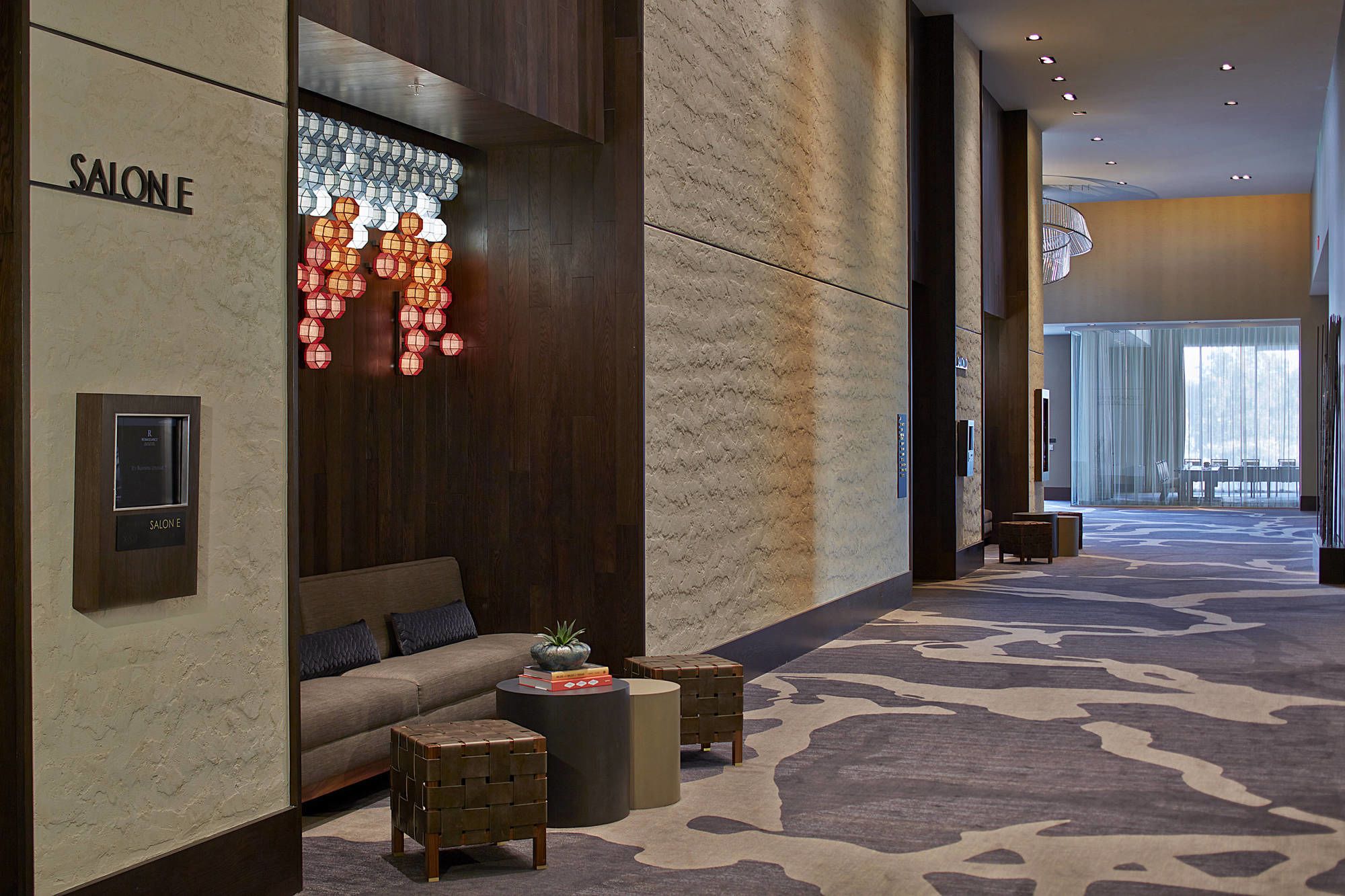 Фото Renaissance Dallas at Plano Legacy West Hotel