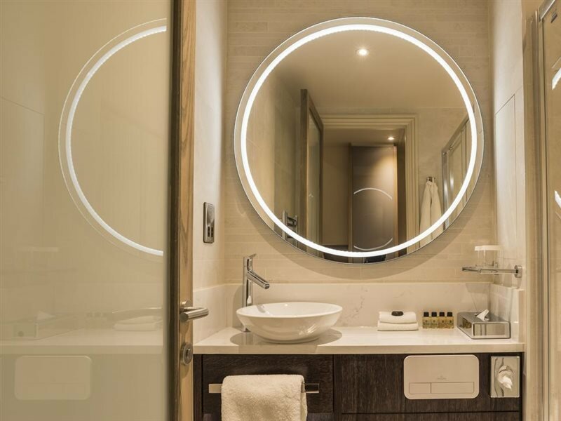 Фото Sloane Place