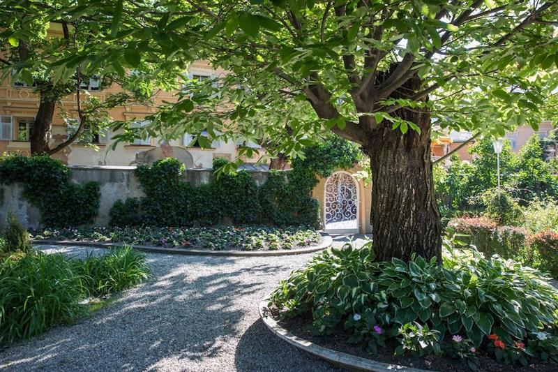 Фото Hotel Elephant