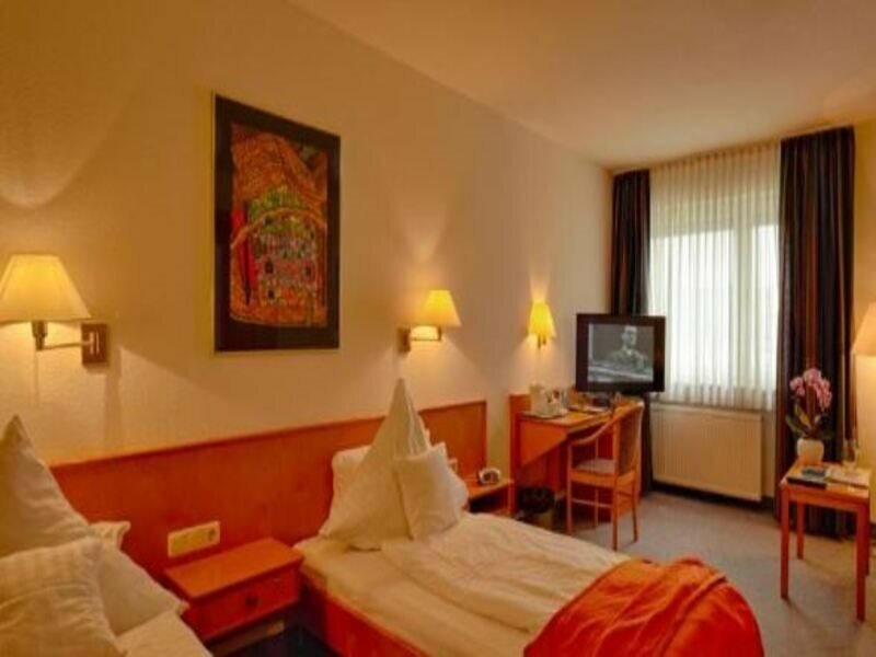 Фото Hotel Römerhof by Trip Inn