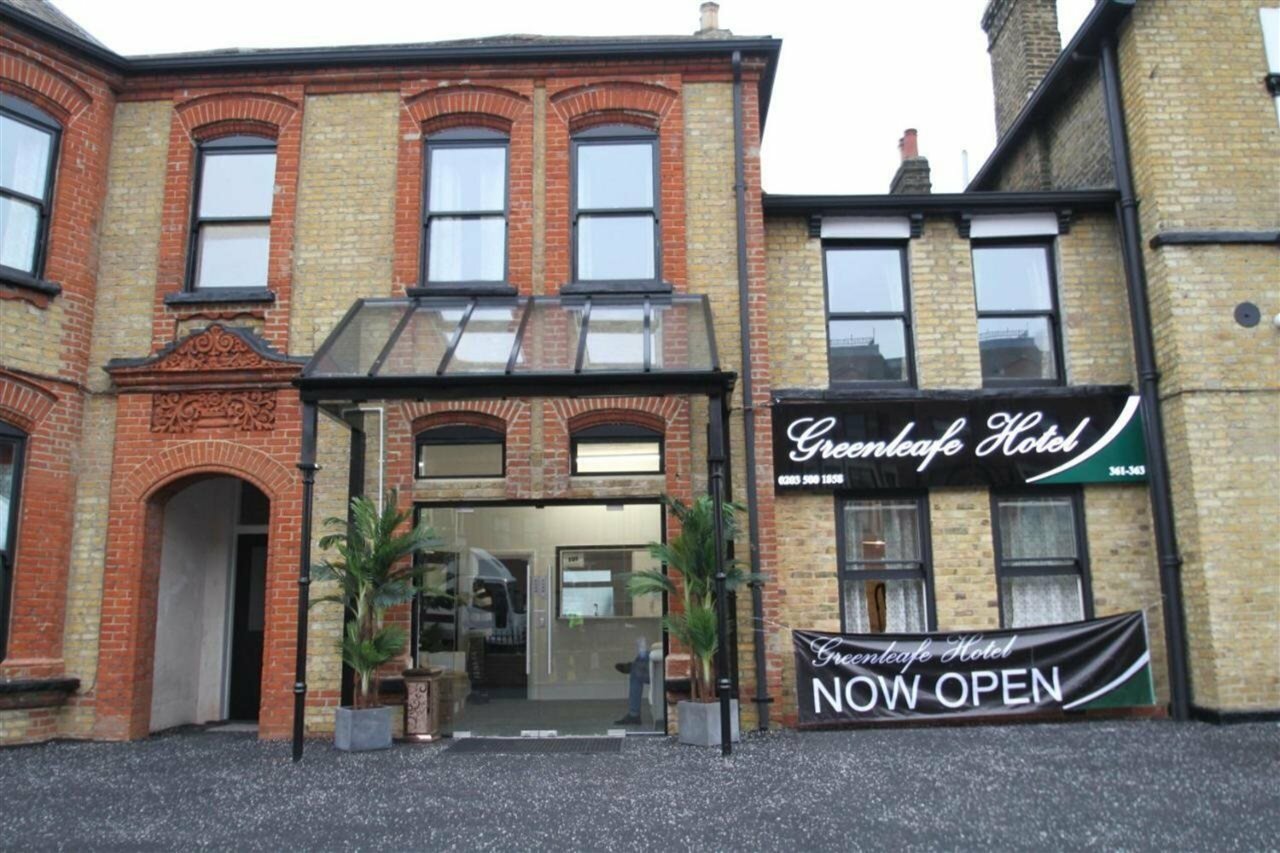 Фото Oyo Greenleafe Hotel