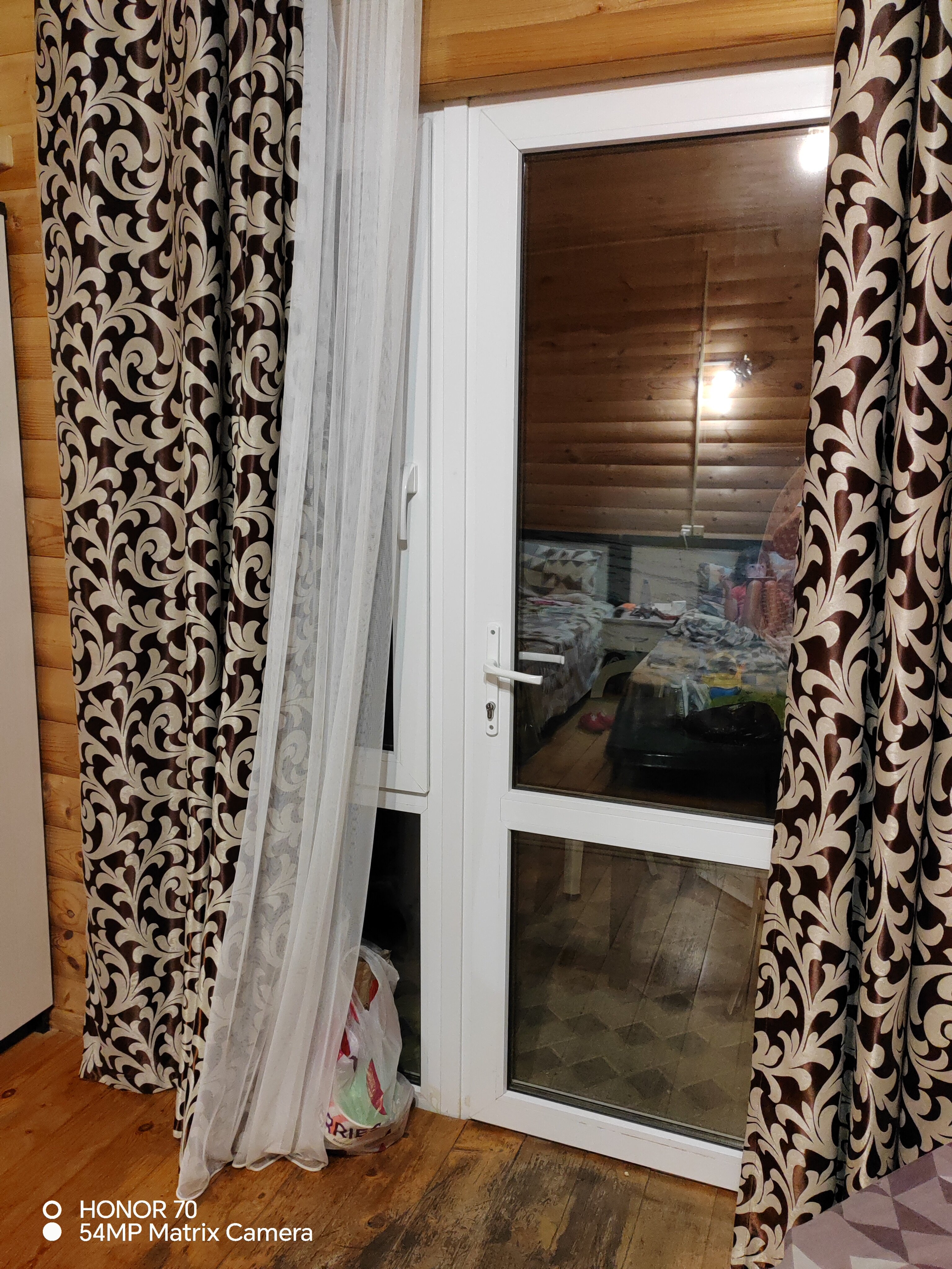 Фото Камела