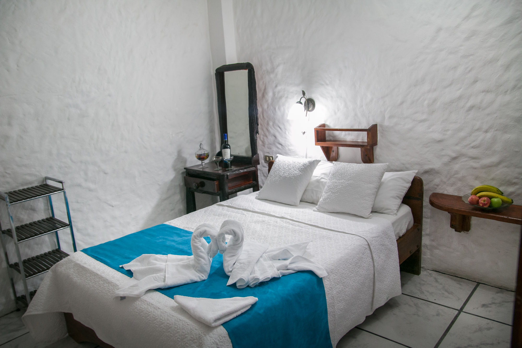 Фото Hostal Sir Francis Drake