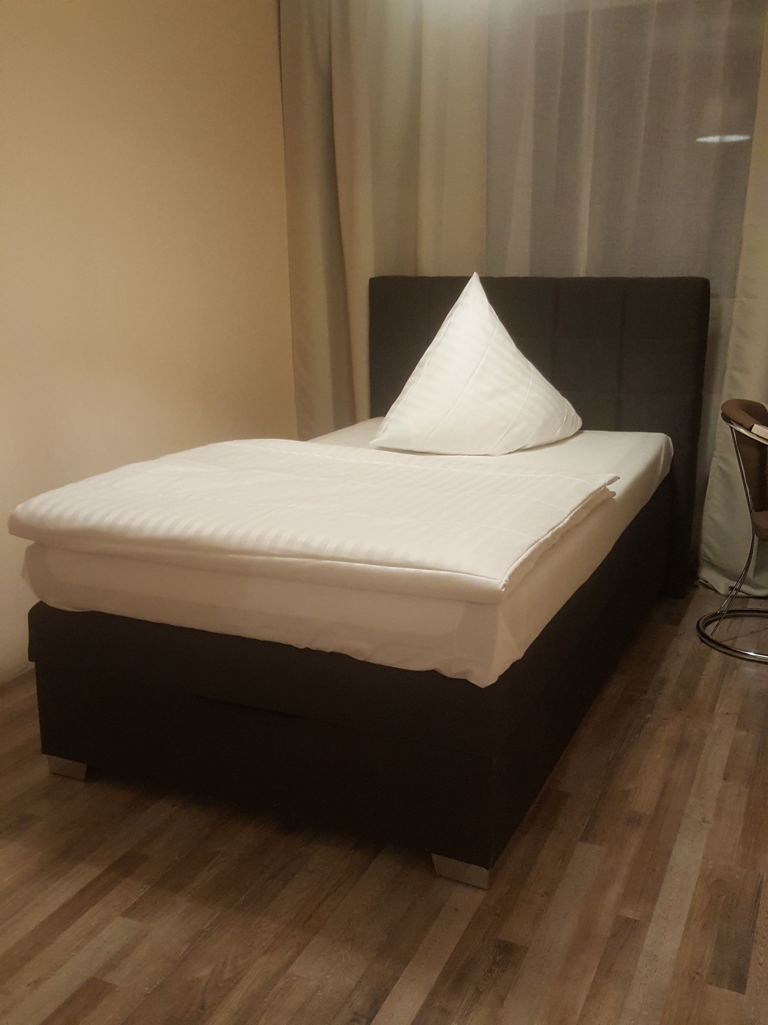 Фото Hotel-Residenz Oberurseler Hof